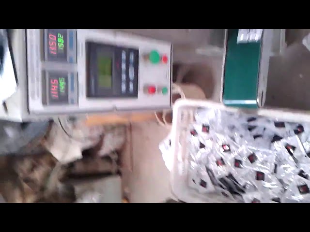 Автоматична машина для упаковки порошків піркінаїну з органічної спіруліни VFFS